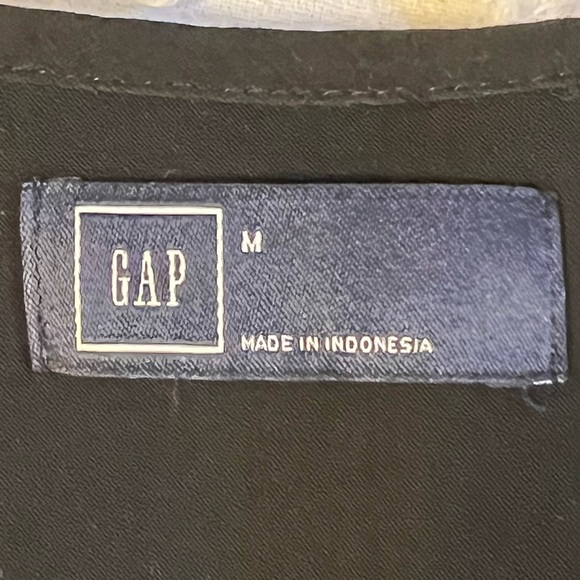 GAP Black Long Sleeve Button Down Romper with Ladder Lace Trim SIZE MEDIUM - Picture 7 of 9